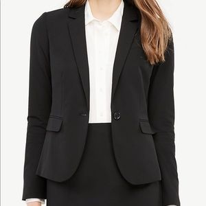 The One-Button Blazer In Seasonless Stretch